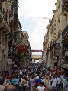 Wer es bisher nicht geglaubt hat: Malta ist das am dichtesten bevölkertste Land Europas.