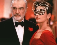 Mac (Sean Connery) und Virginia (Catherine Zeta Jones) sind Meisterdiebe.