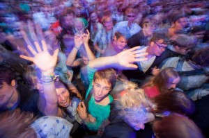 Hüpfen ist das neue Tanzen - eine der Erkenntnisse vom Melt 2011. Foto: Melt-Festival