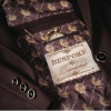 Bespoke "Bespoke" schillert in allen Facetten.