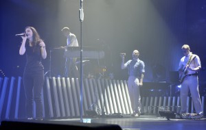 Ein gutes Dutzend Musiker hatte Lena zur Verstärkung dabei.