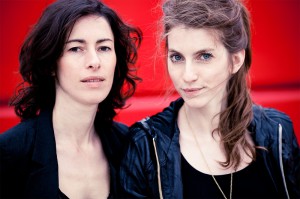 Bei ihnen fühlt man sich verstanden: Sonja Glass (links) und Valeska Steiner. Foto: Benedikt Schnermann/Add On Music