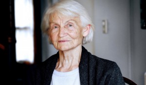Der Sturz Auch 22 Jahre nach dem Ende der DDR ist sich Margot Honecker keiner Schuld bewusst. Foto: NDR