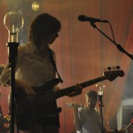 Sonja Glass würde den Bass auch gerne mal bei Travis spielen, hat sie mir verraten.