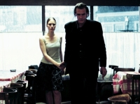 Engel weinen nicht Angèle (Morgane Moré) verliebt sich in Grégoire (Guillaume Depardieu).