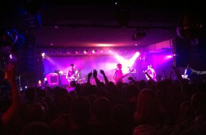 Biffy Clyro im Bi Nuu Keine T-Shirts, kein Gekasper, trotzdem Spektakel: Biffy Clyro live in Berlin.