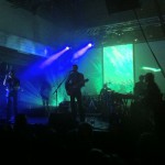 Archive vereinen Knöpfchendreher und Gitarrenbretter.