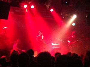 Toll Lichtshow, viel Atmosphäre: Das sind wichtige Zutaten bei Woods Of Birnam.
