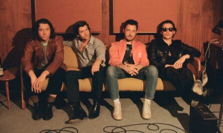 Arctic Monkeys The Car