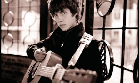 Jake Bugg Saffron