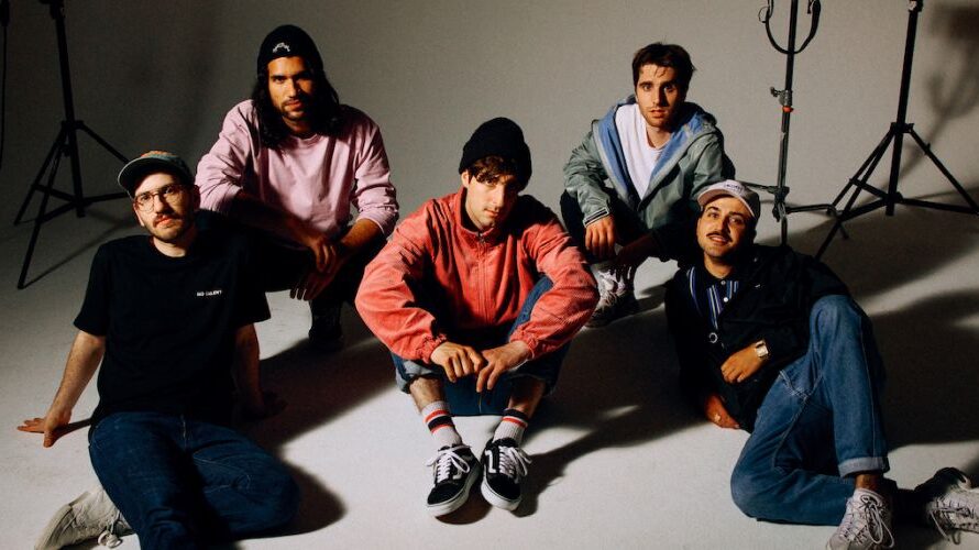 Leoniden – „Two Peace Signs“